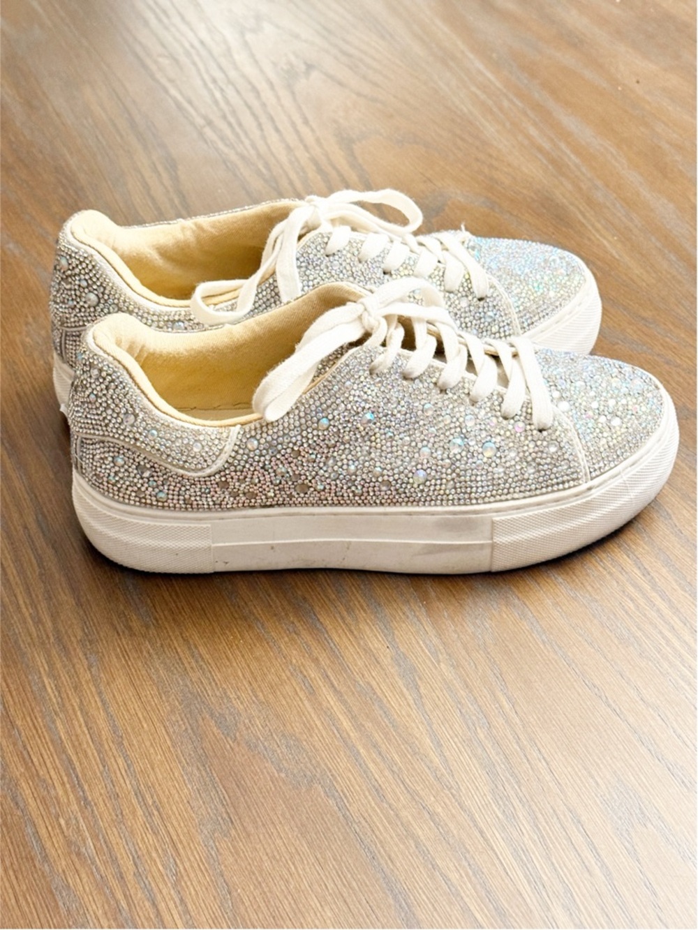 Betsey Johnson Sidny Crystal Pave Platform Sneaker size 7 - Picture 6 of 10